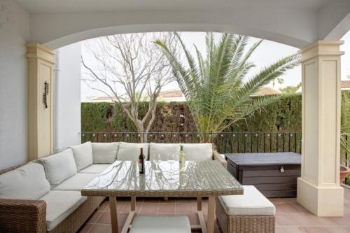 eagle_downstaires_terrace_view2