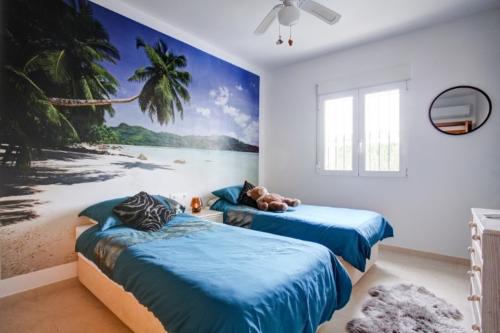 eagle_tahiti_bedroom1